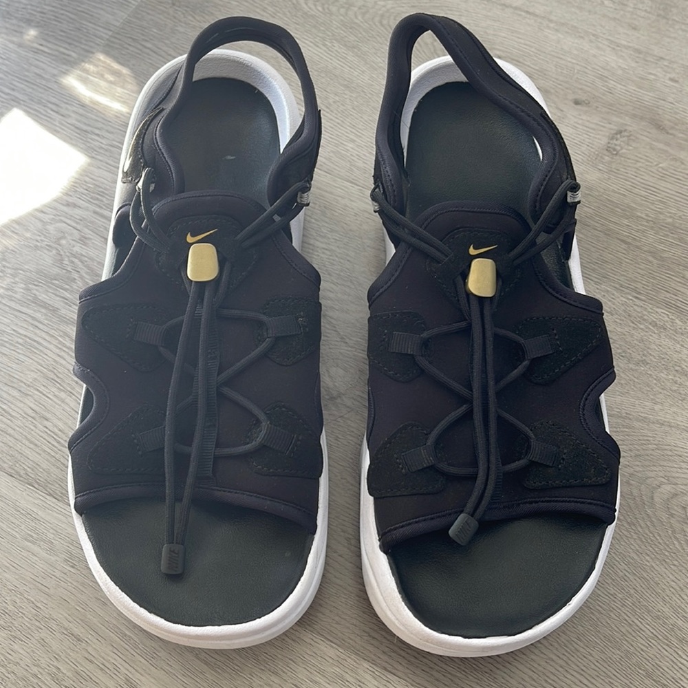 NIKE AIR MAX KOKO SANDAL